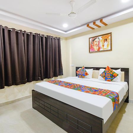 Fabhotel N Residency, Hitech City - 350M From Yashoda Hospital, Hitech City Hyderabad Exteriör bild