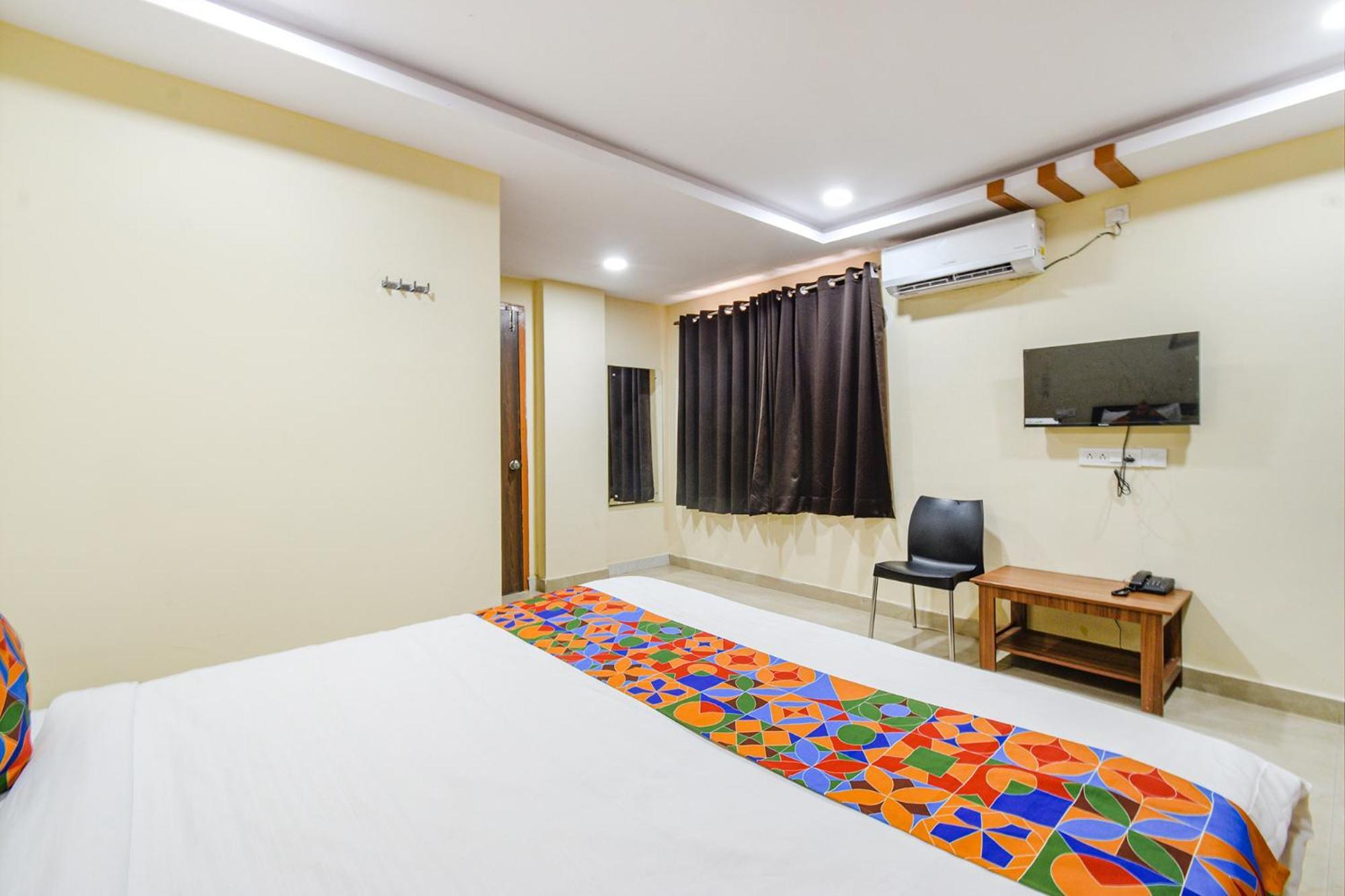 Fabhotel N Residency, Hitech City - 350M From Yashoda Hospital, Hitech City Hyderabad Exteriör bild